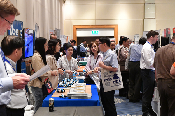 Bell Publishing celebrates 20 years at Asia CanTech Bell Publishing celebrates 20 years at Asia CanTech